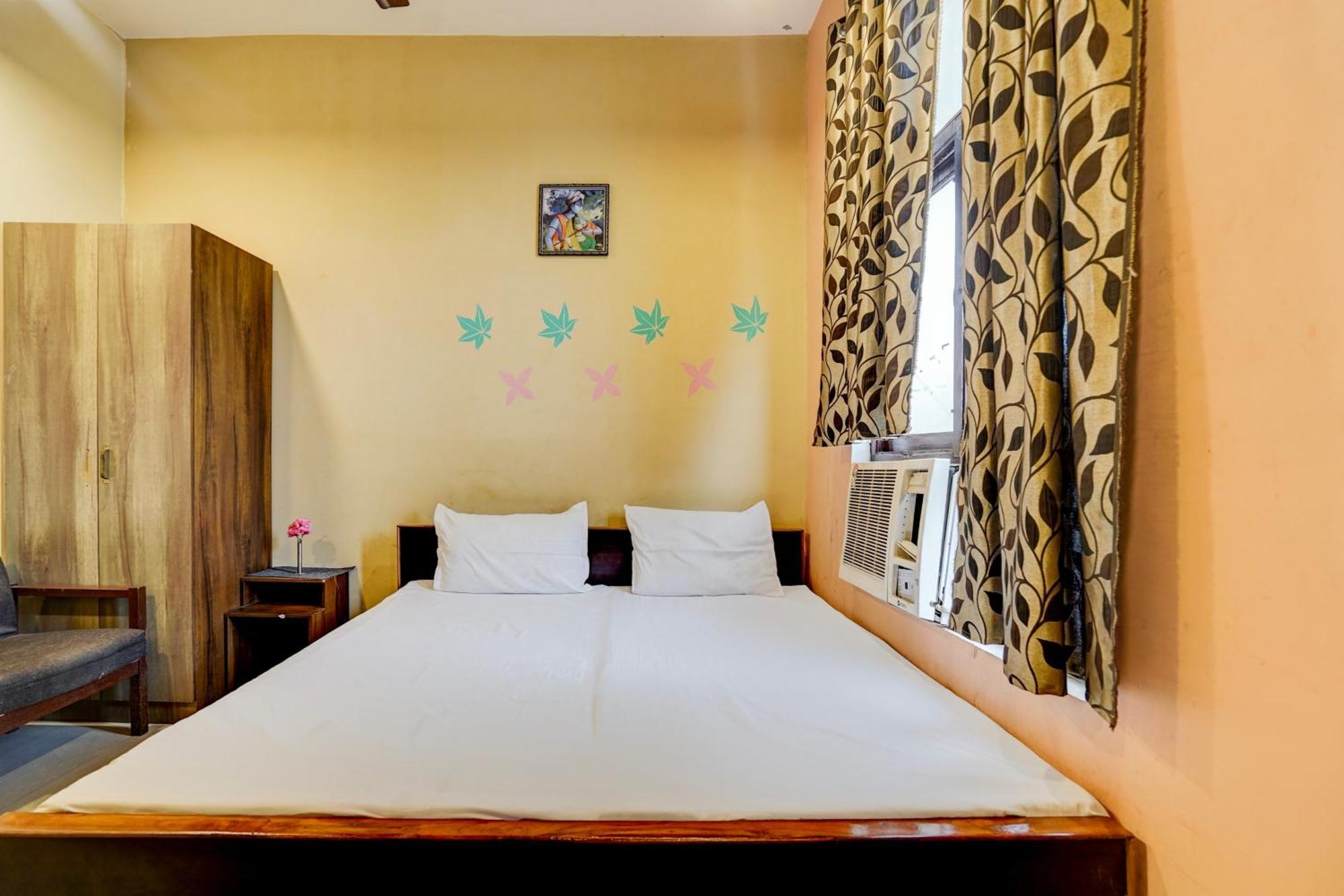 Hotel O Shyam Utsav Mirzapur ภายนอก รูปภาพ
